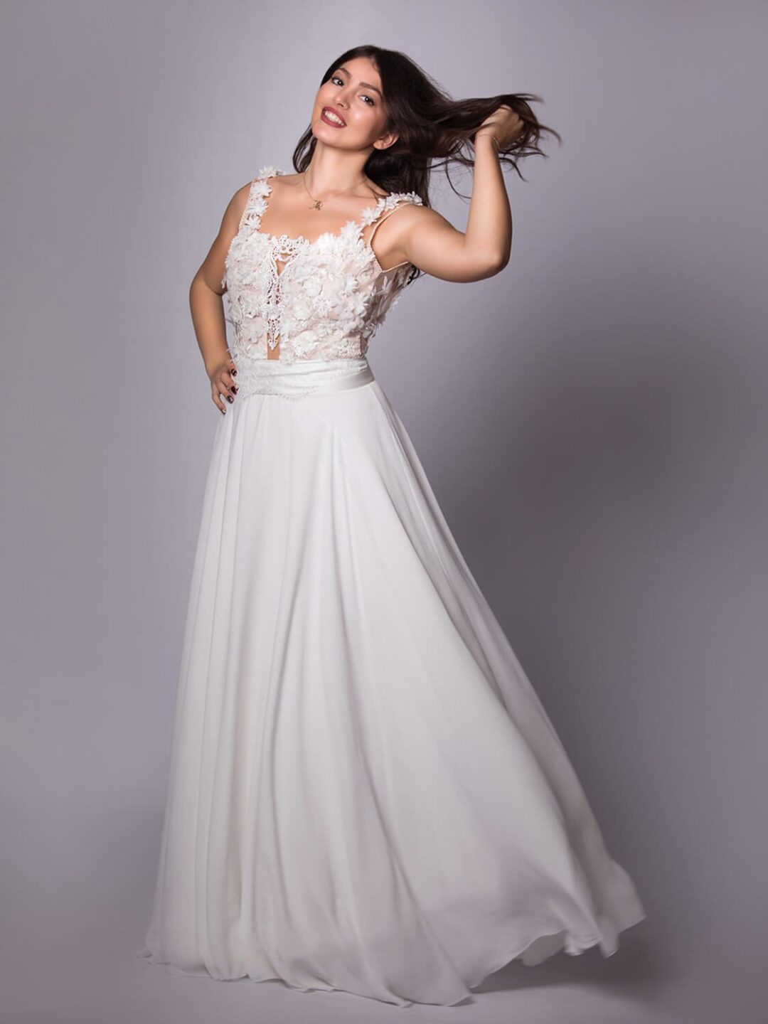 Νυφικό από μεταξωτή μουσελίνα