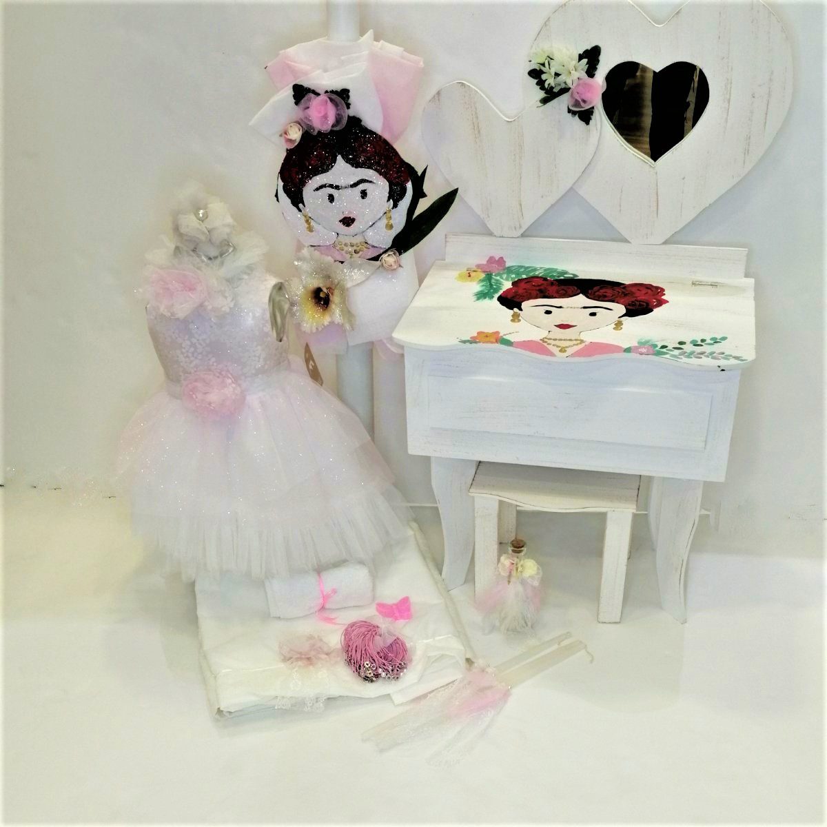 Πλήρες σετ βάπτισης με θέμα τη Frida Khalo