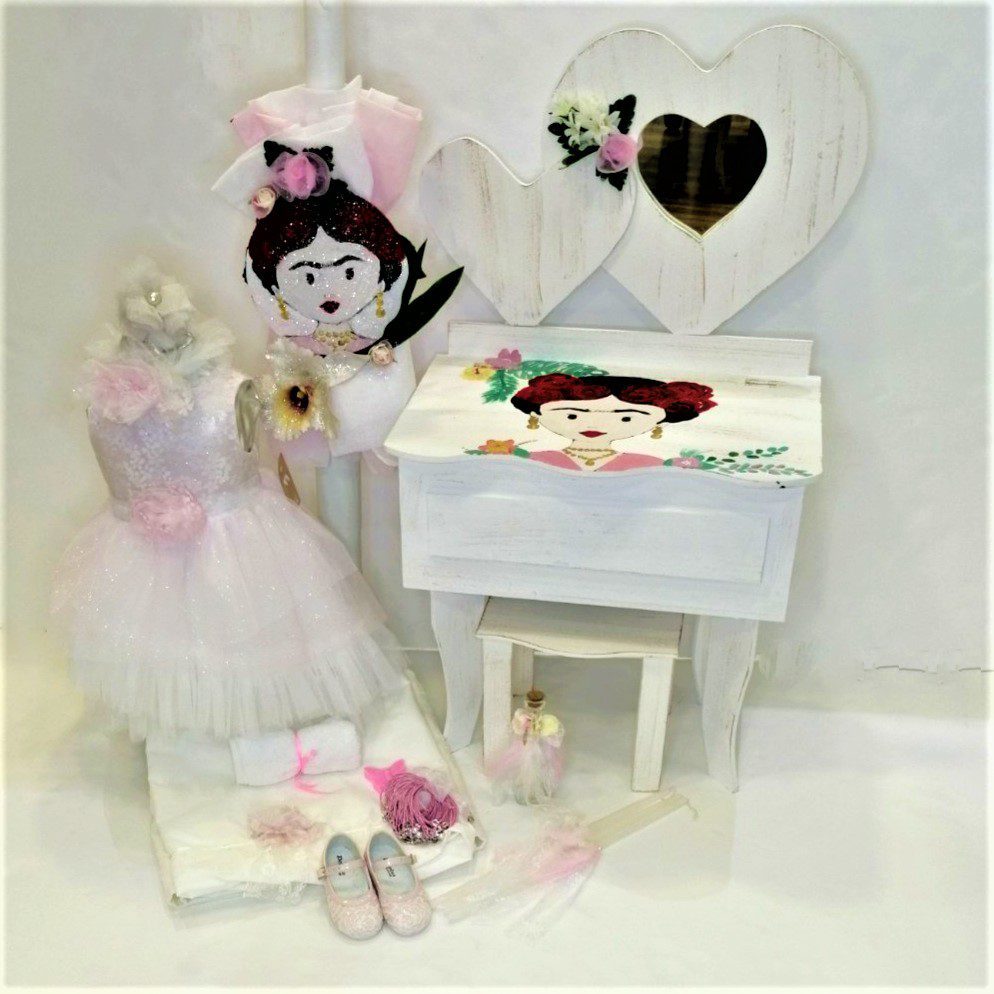 Πλήρες σετ βάπτισης με την Φρίντα, συνδυασμένο με φόρεμα και παπούτσι