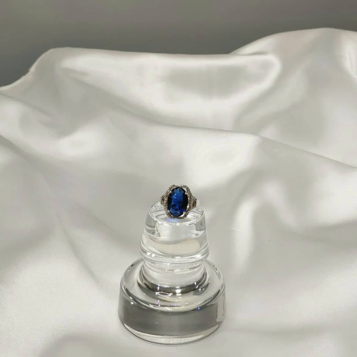 Vintage δαχτυλίδι με πέτρα μπλε τοπάζι