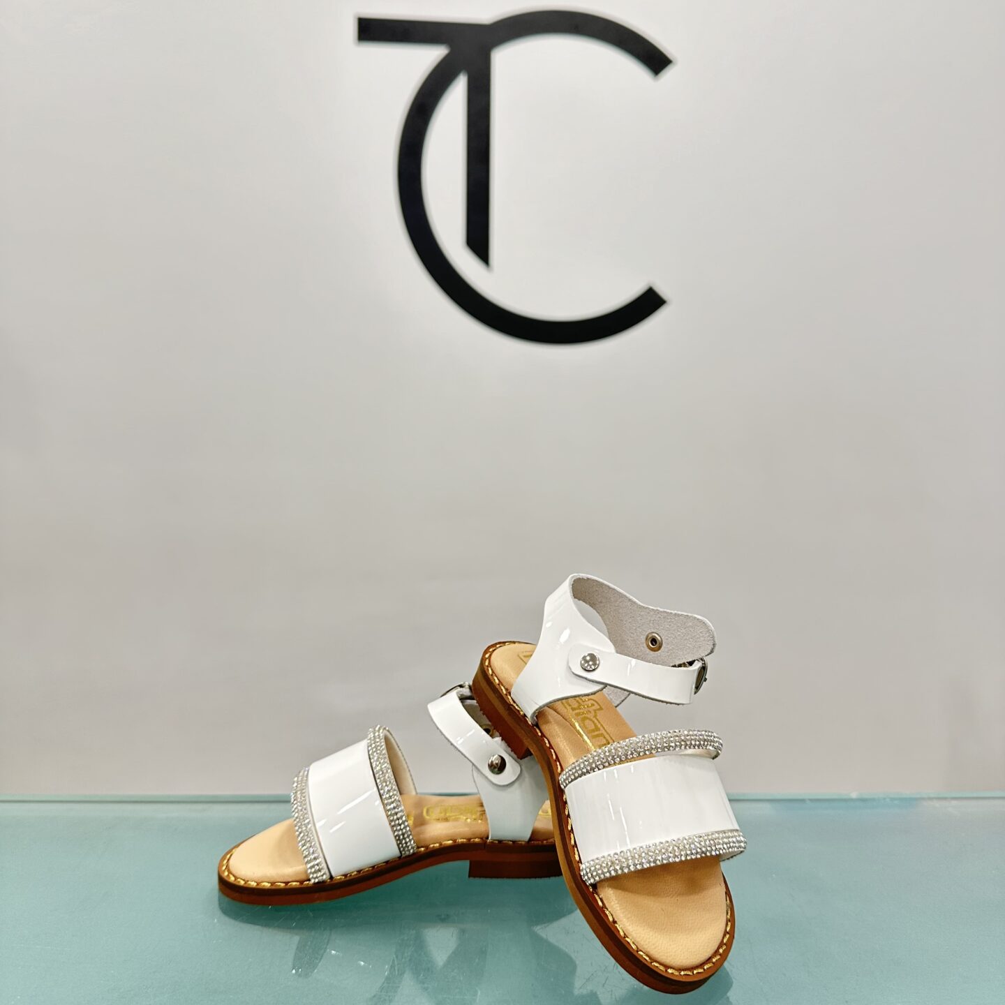 Βαπτιστικό παπούτσι πεδιλάκι σε λευκό χρώμα