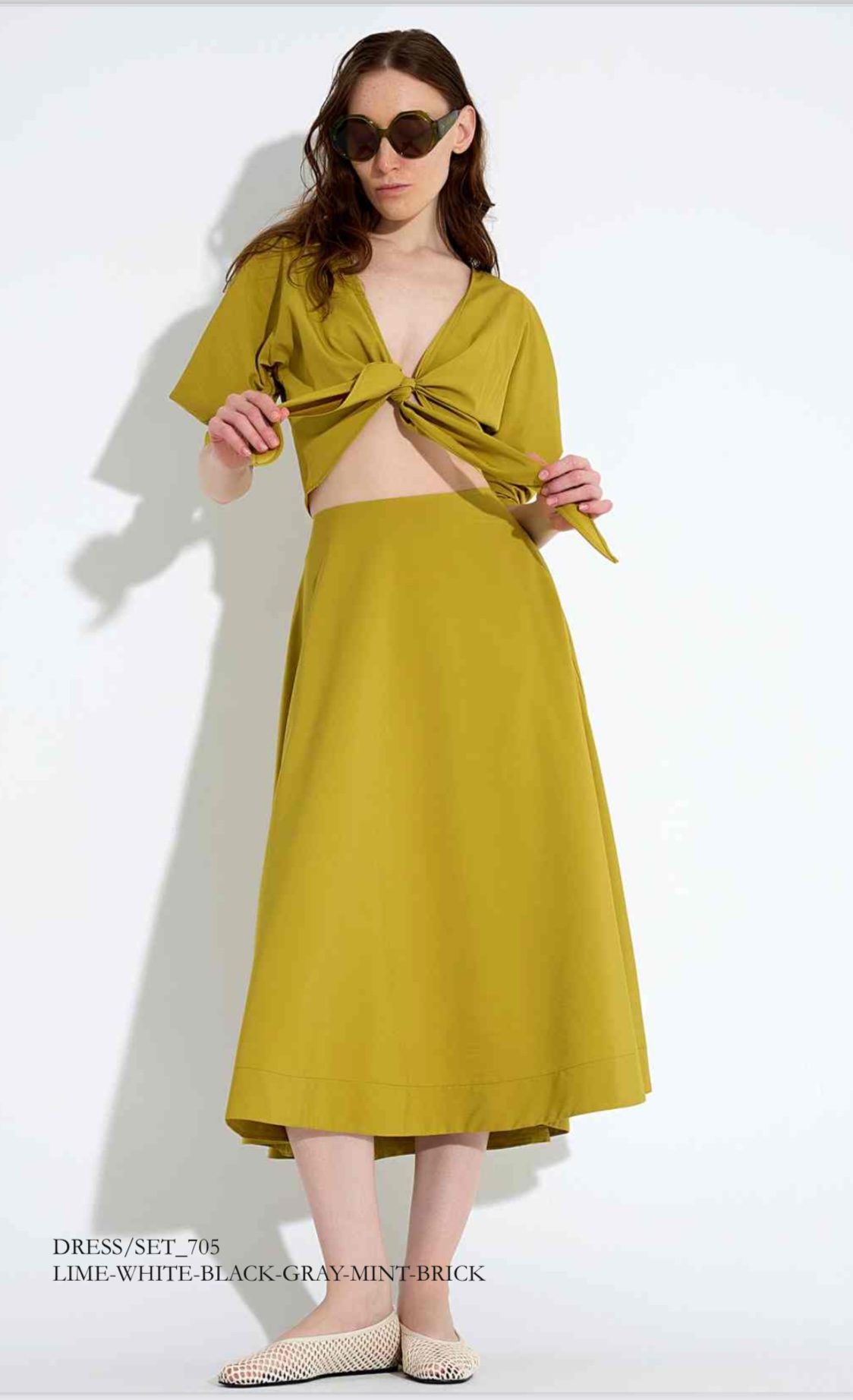 Σετ φούστα με μπλουζάκι κρουαζέ